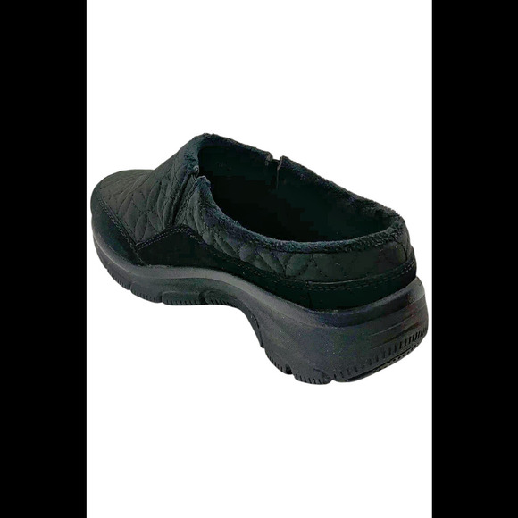Martha Stewart x Skechers Easy Going Quilted Clogs Black - Medium